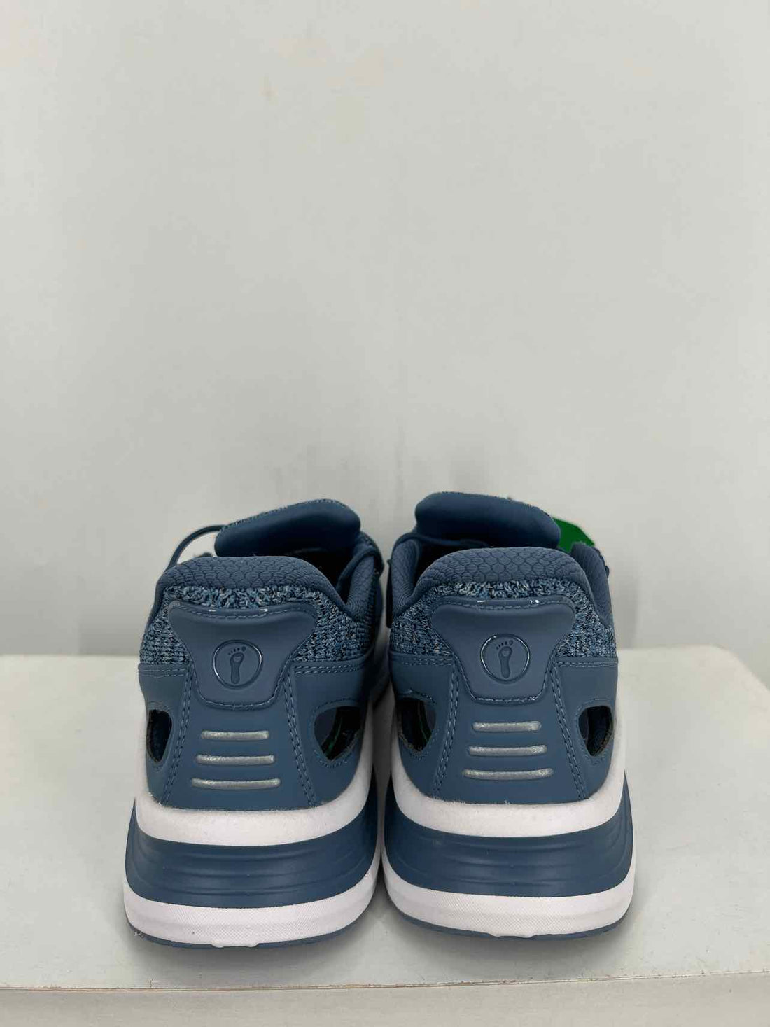 Orthofeet Women Size 11 Blue Sneakers