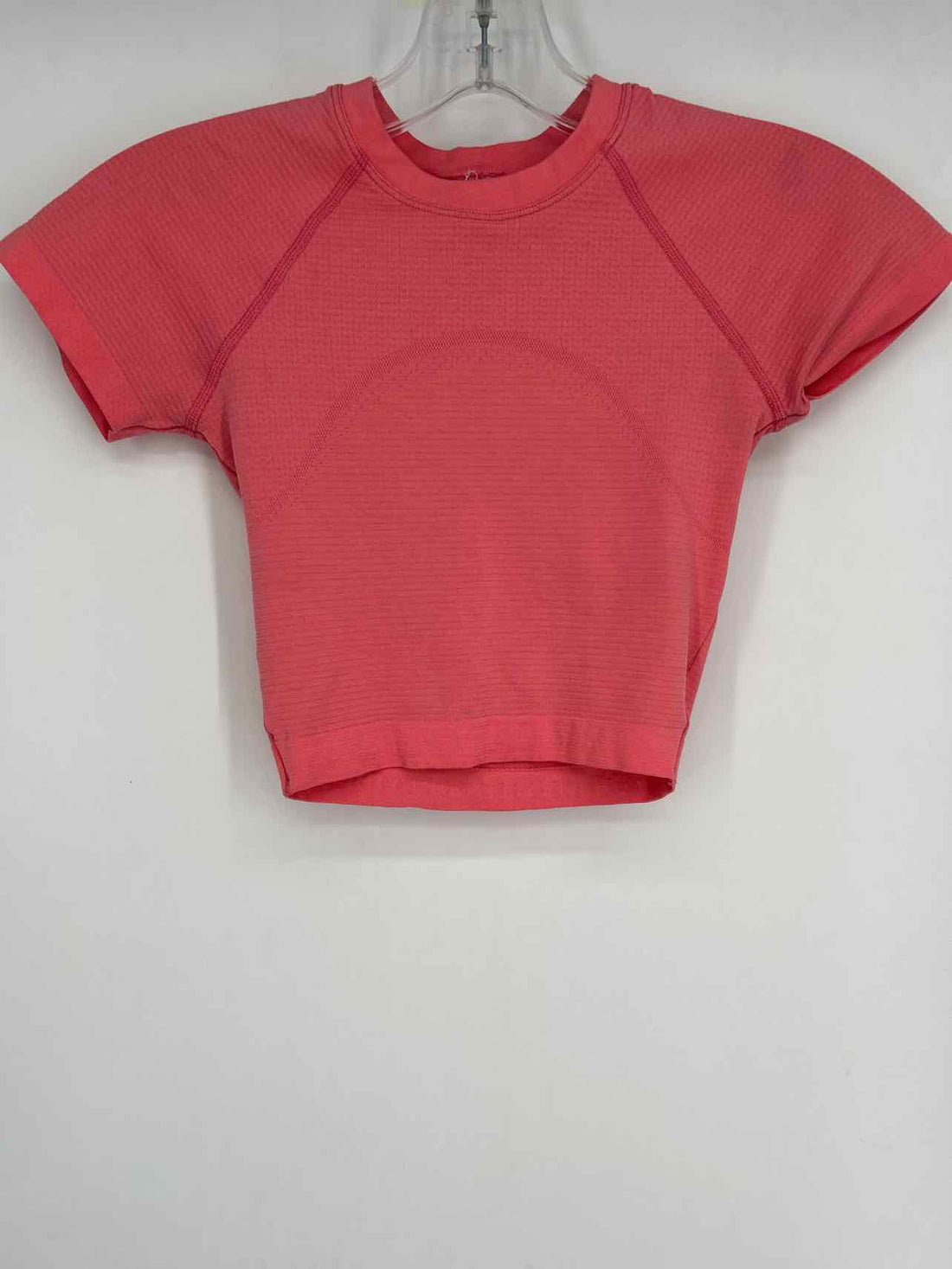 Lululemon Size 0 Pink Short Sleeve Active Tops