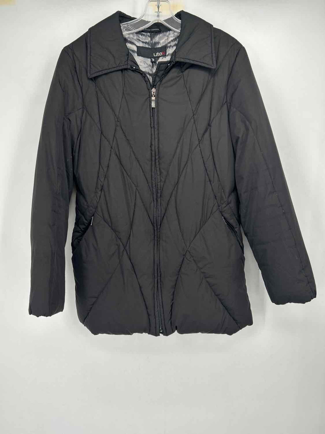 Utex Size M Black Puffer Jacket
