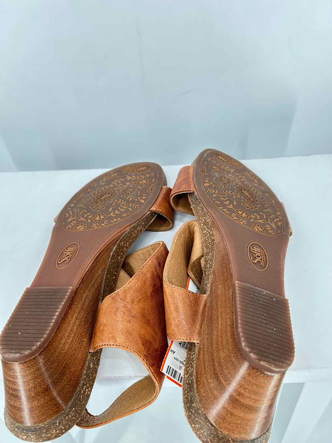 Sofft Women Size 11 Brown Leather Wedges