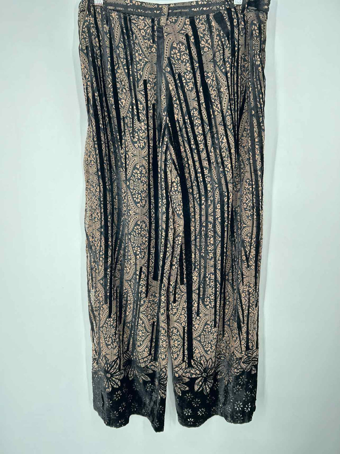 Soft Surroundings Size M Black & Brown Print Velvet Burn Out Pants