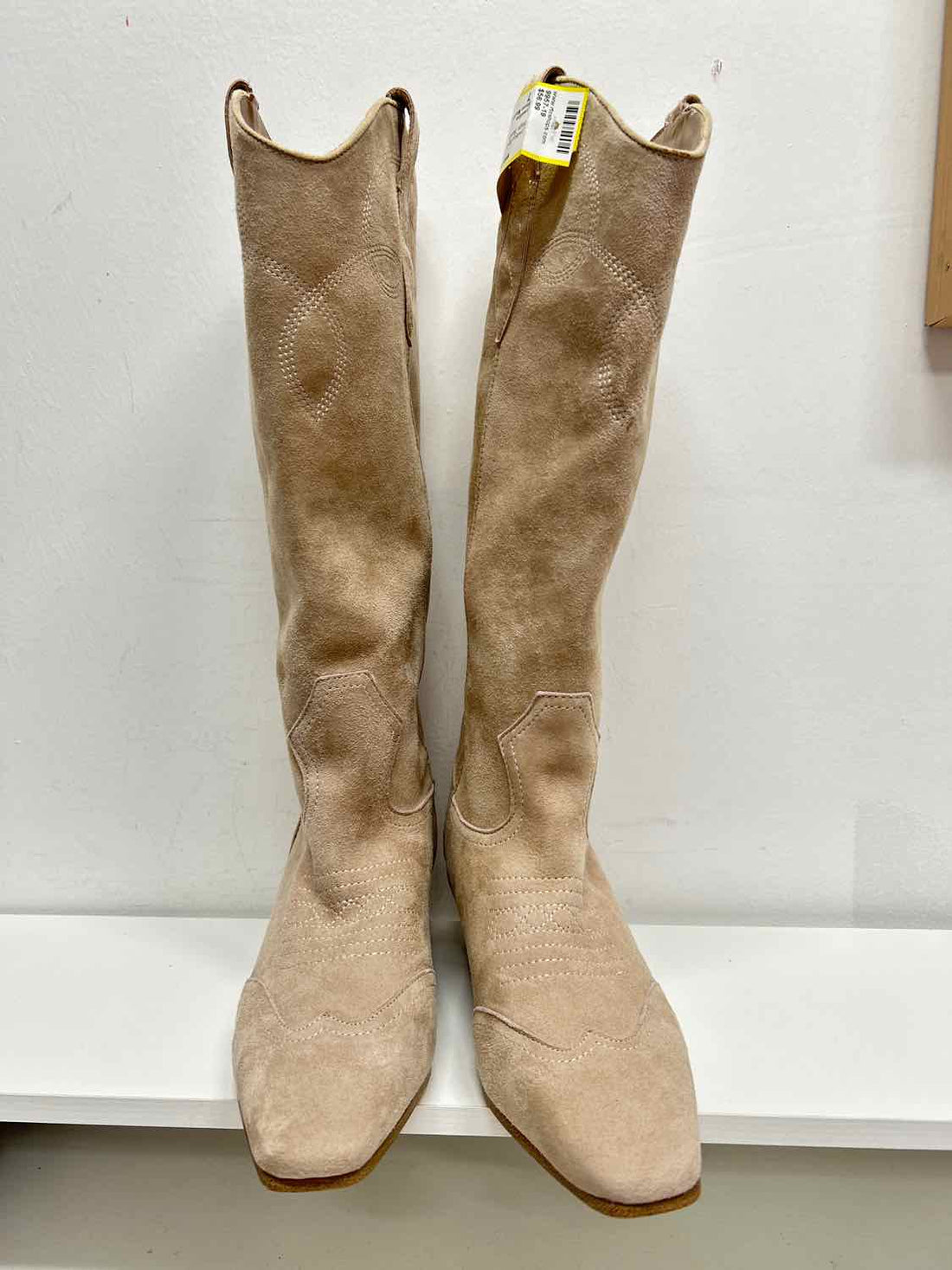 Steve Madden Women Size 7 Beige Suede Cowboy Boot
