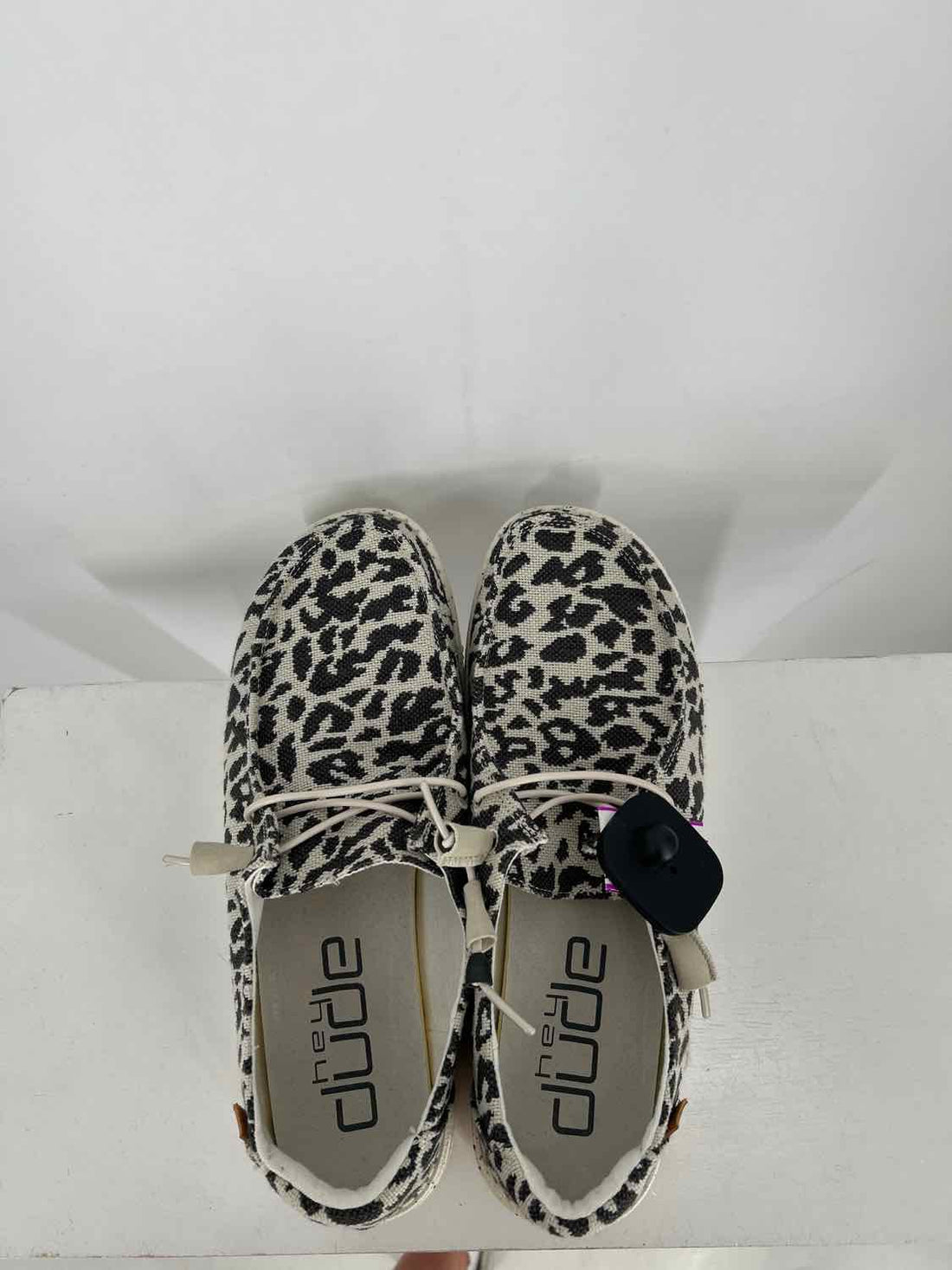 Hey Dude Women Size 10 White Leopard Sneakers