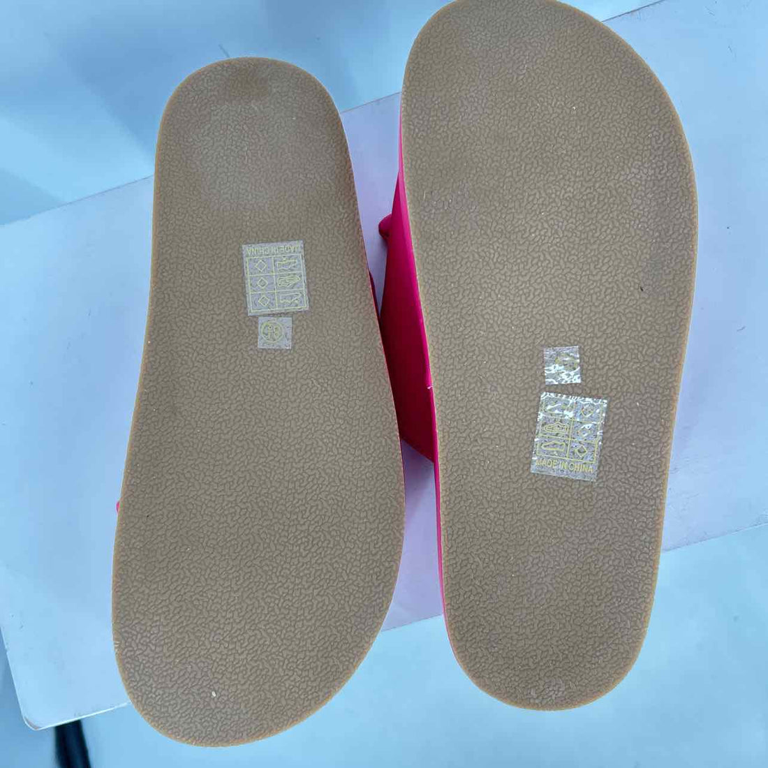 Shu Shop Women Size 8.5 Dark Pink Sandals