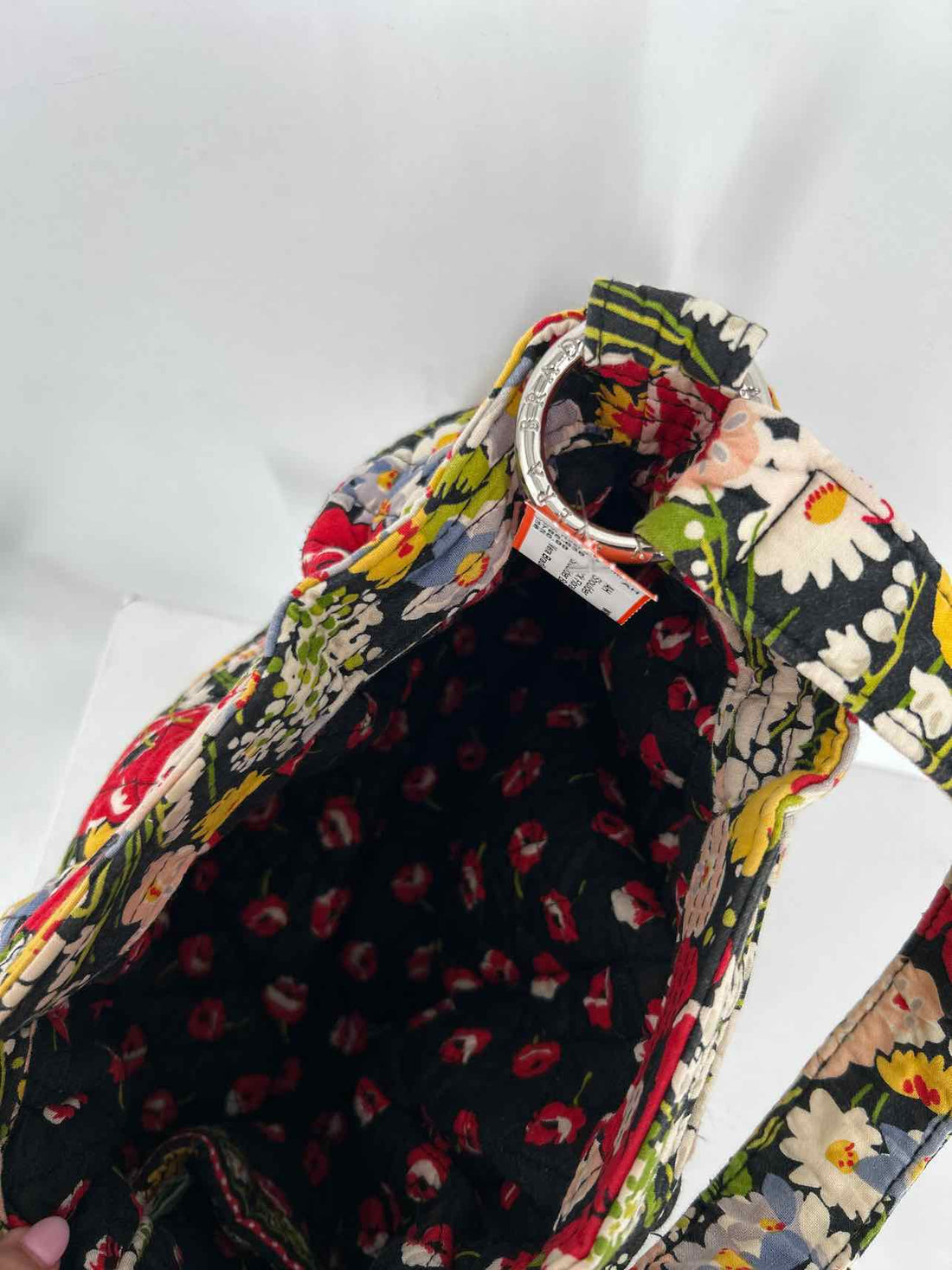 Vera Bradley Black Floral Quilted Pre Owned Shoulder