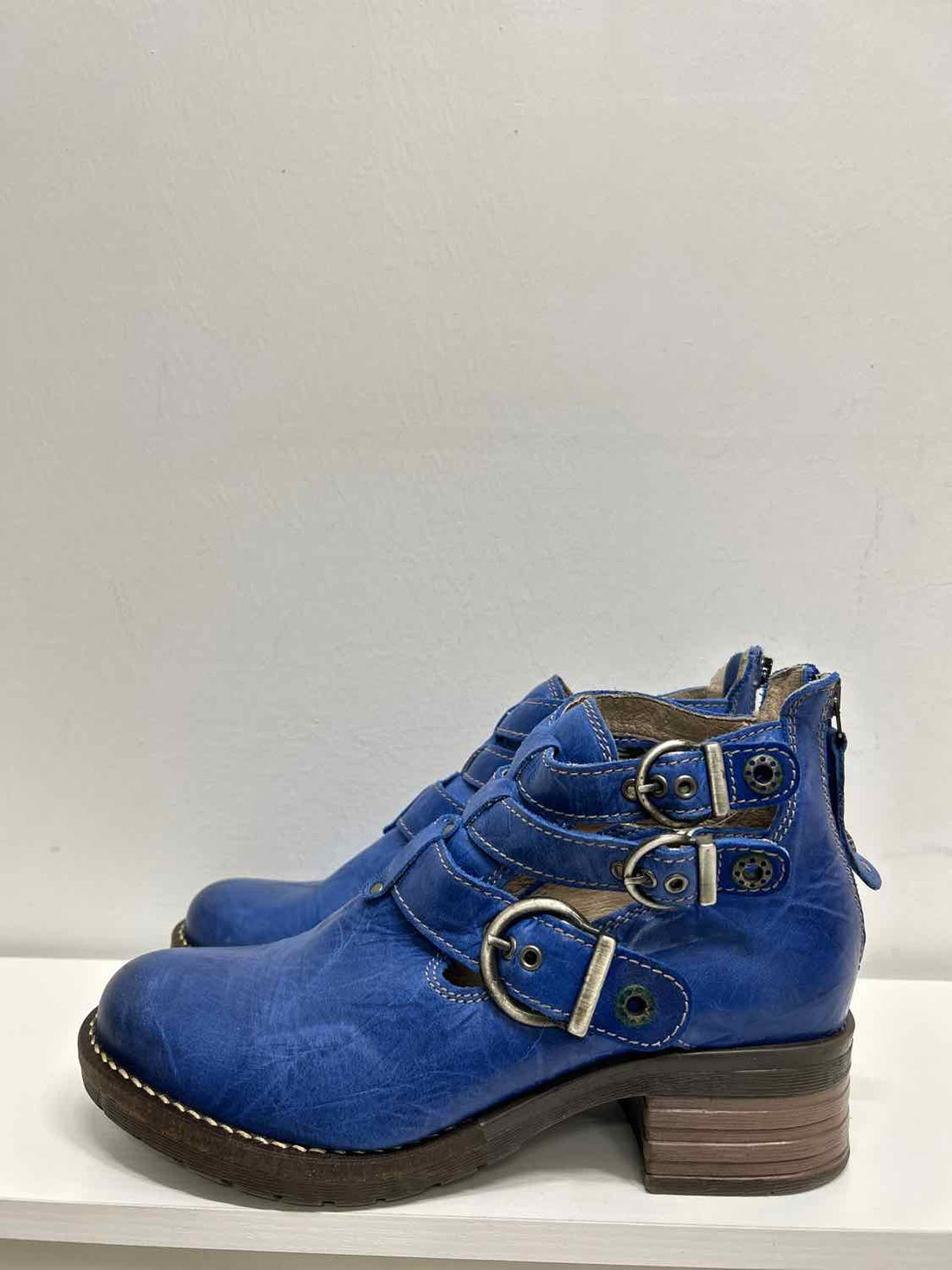 Dromedaris Women Size 37 (6.5-7) Cobalt Blue New In Box Ankle Boot