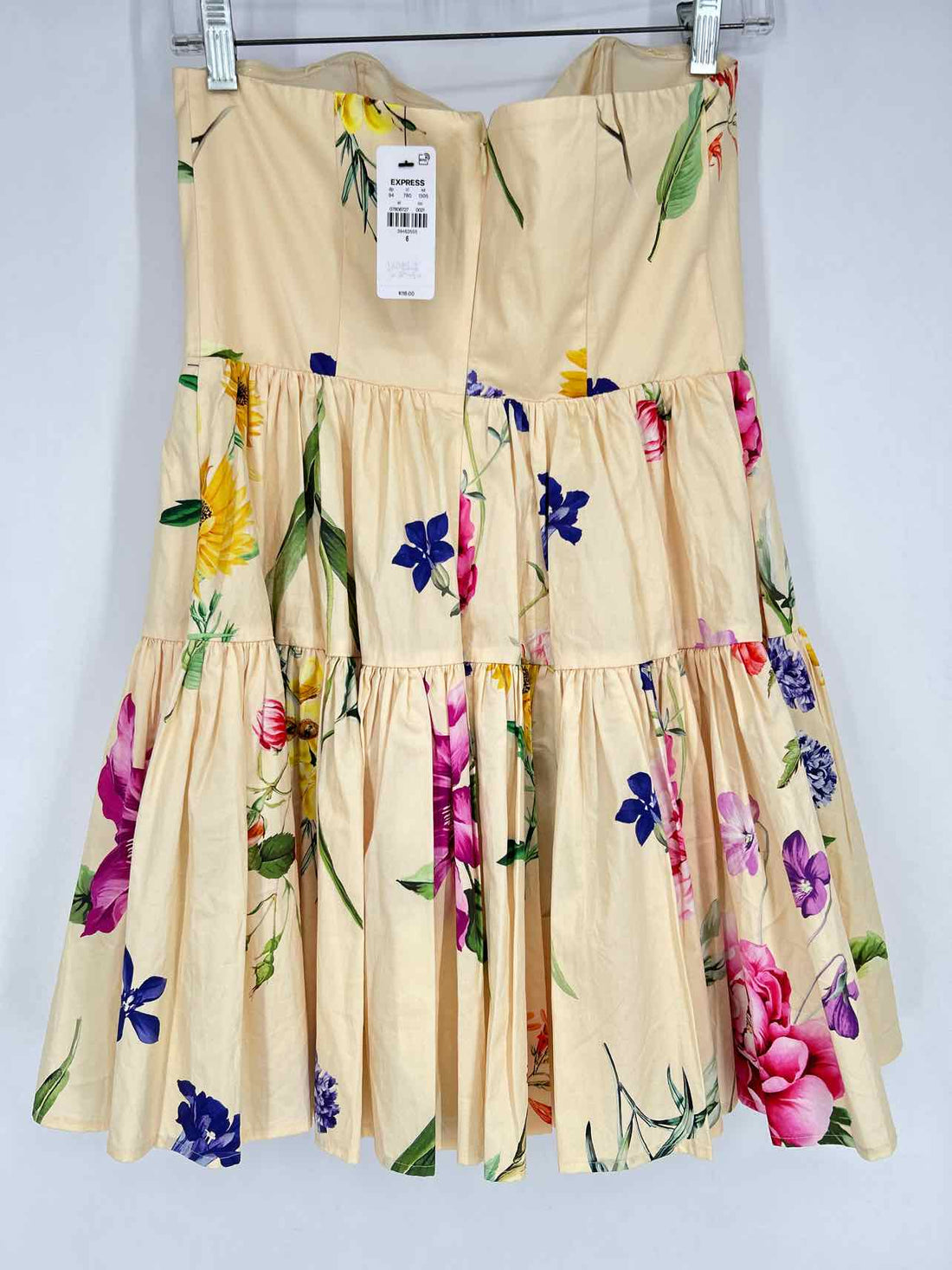 Express Size 6 Yellow Floral NWT Dress
