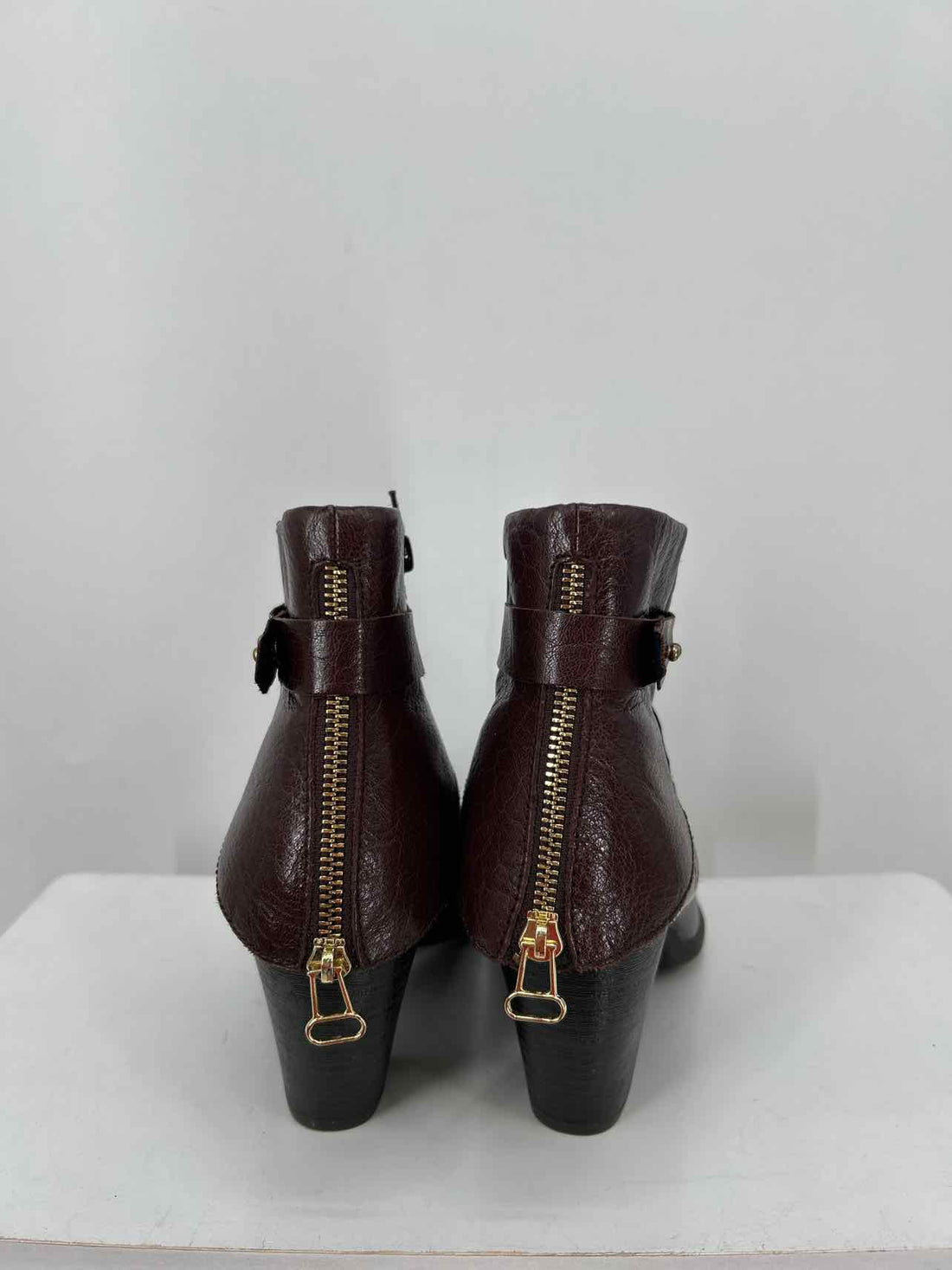 b.o.c Women Size 10 Dark Burgandy Ankle Boot