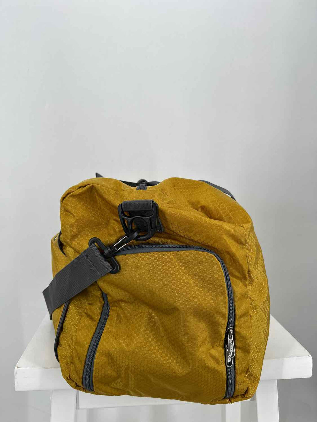 Gonex Mustard Nylon Pre Owned Duffel