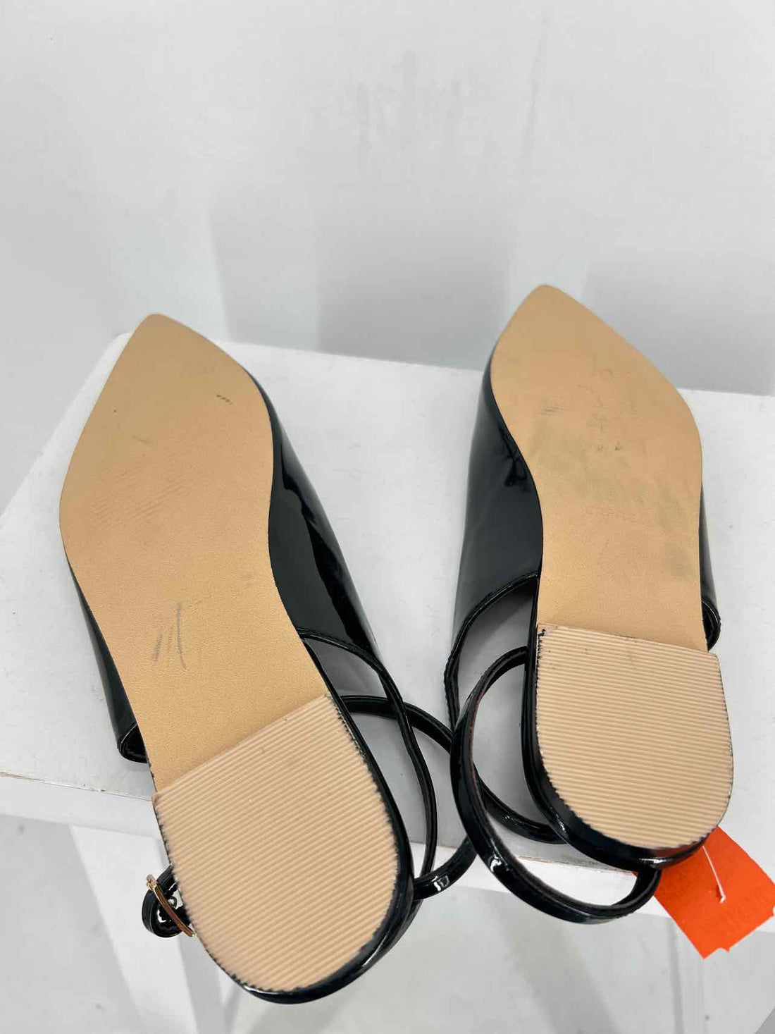 Express Women Size 7 Black Flats
