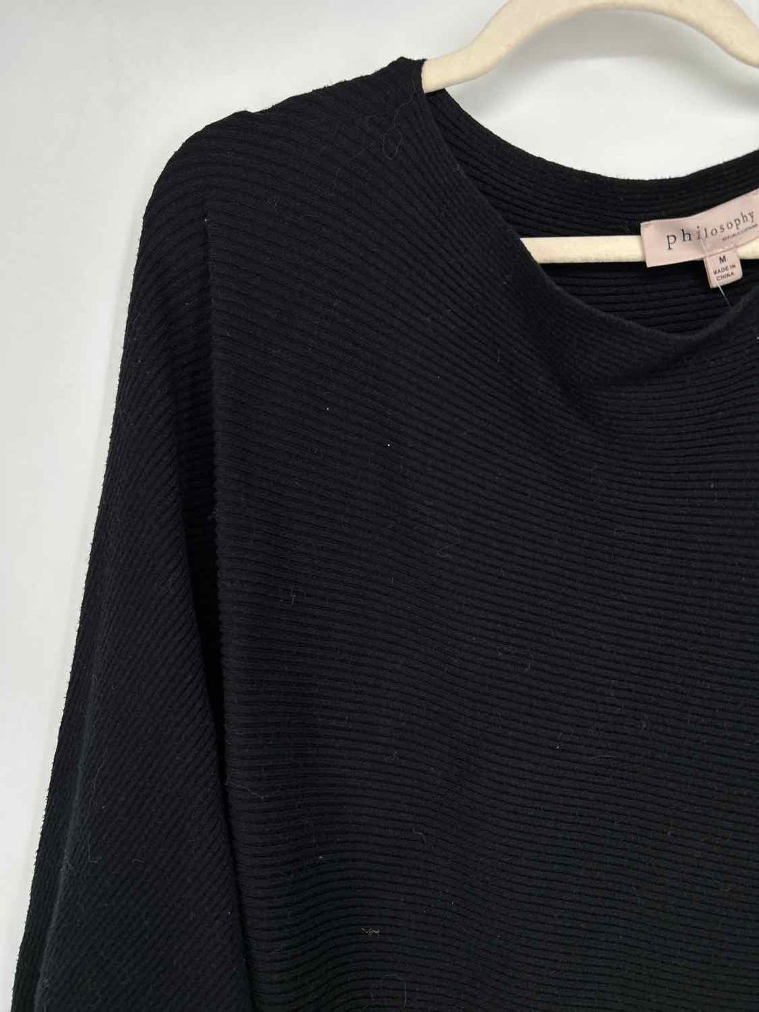 Philosophy Size M Black Ribbed Sweater