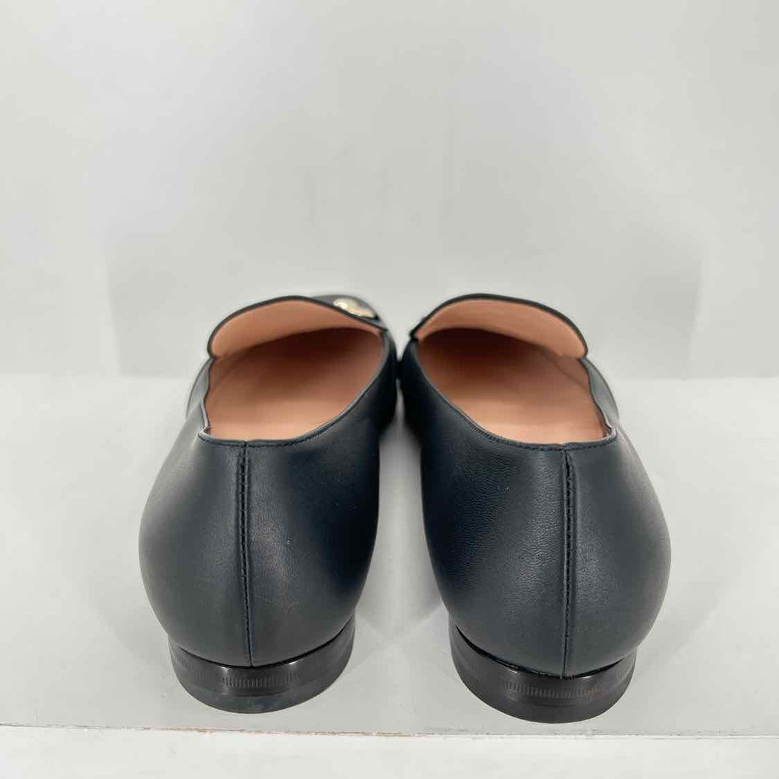 Gucci Loafer with horsebit Women Size 38.5 Black Pre Owned Leather LUXURY