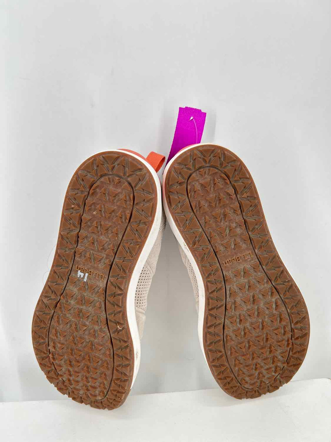 L L Bean Women Size 8.5 Beige Sneakers