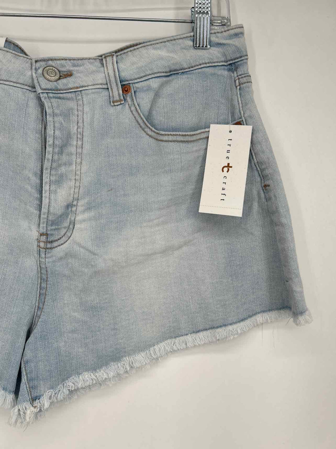 True Craft Size 12 Light Wash Denim NWT Shorts