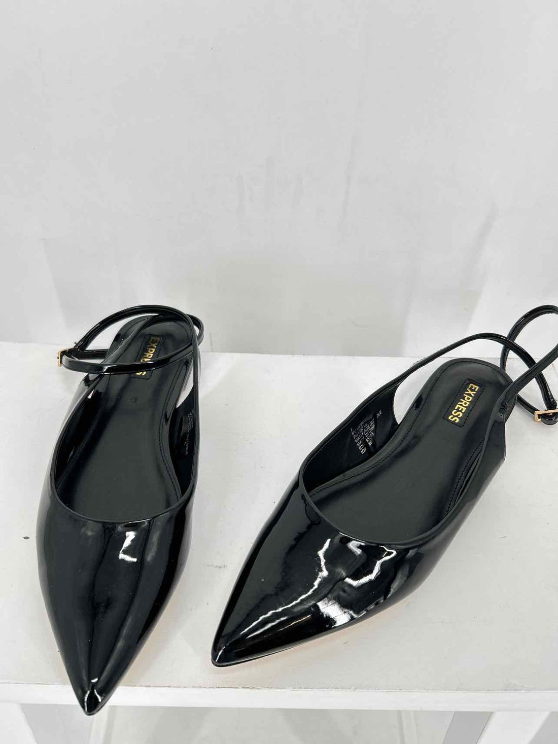 Express Women Size 7 Black Flats