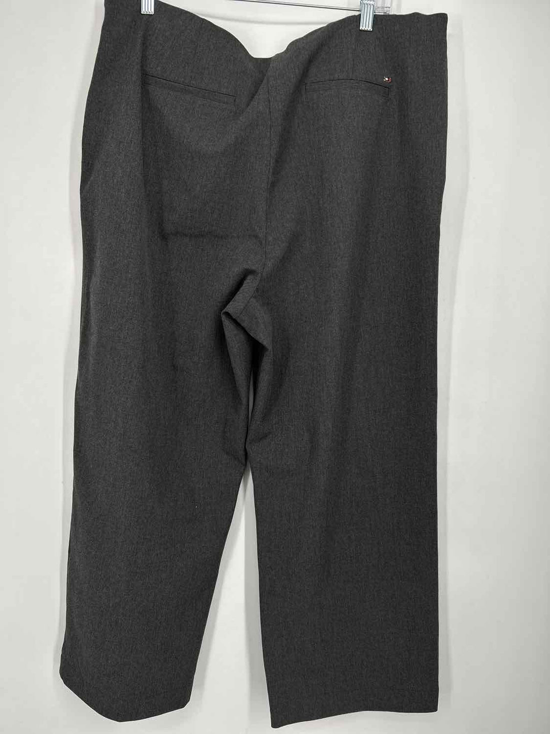 Tommy Hilfiger Size XL Gray Pants