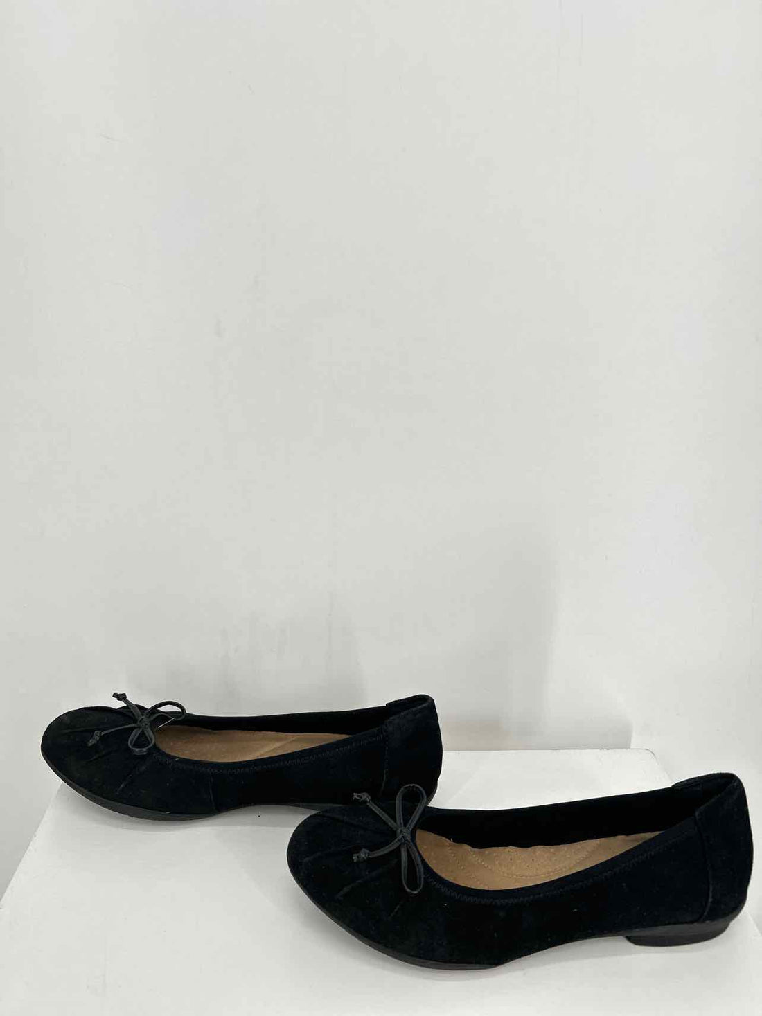 Clarks Women Size 8 Black Flats