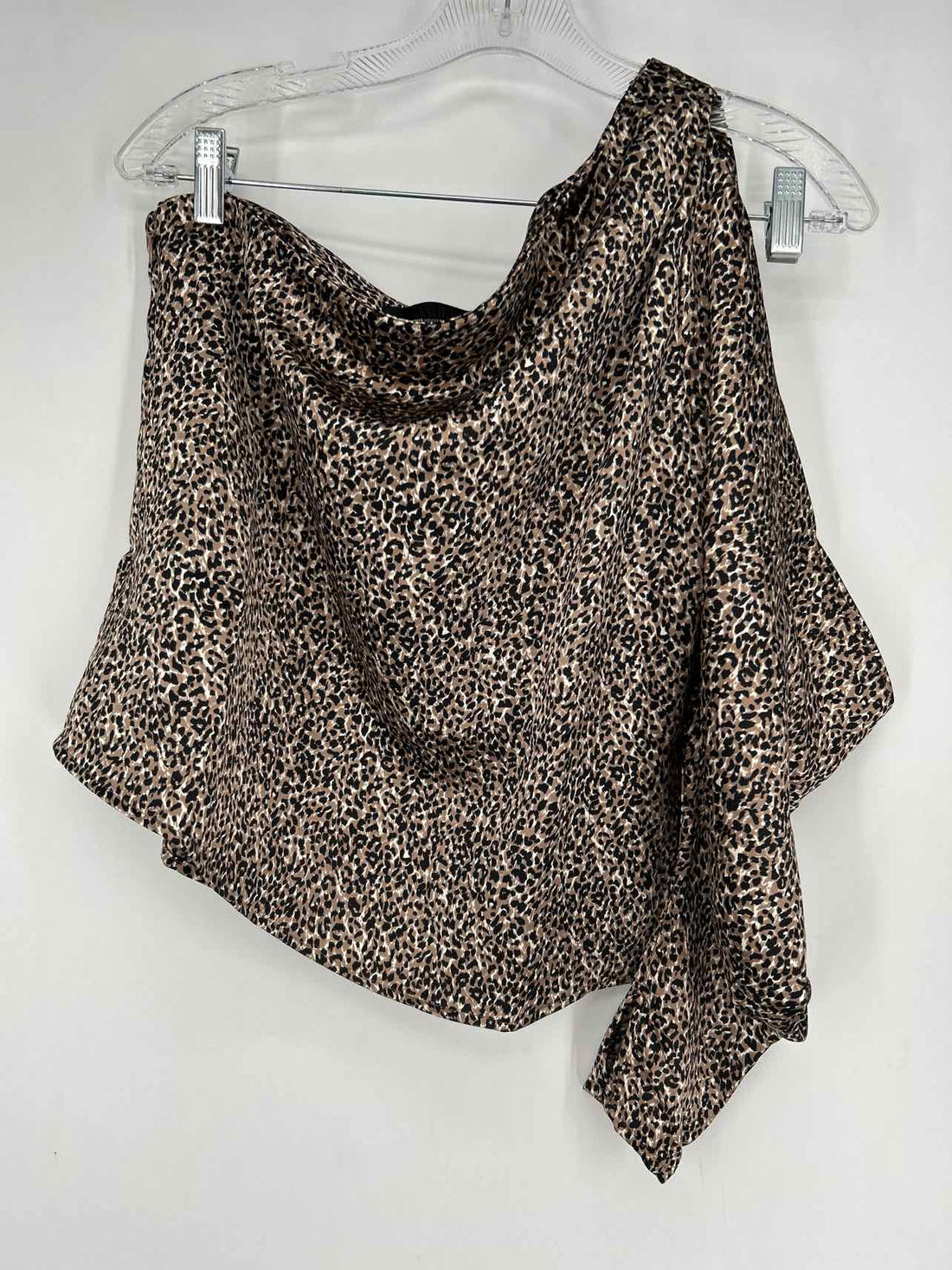 White House Black Market Size 6 Leopard One Shoulder Long Sleeve