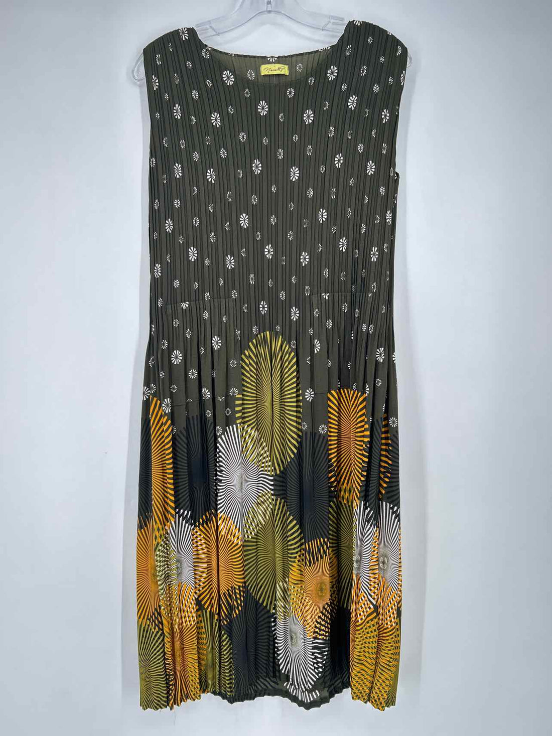 Nanako Size M Green Print Sleeveless Dress