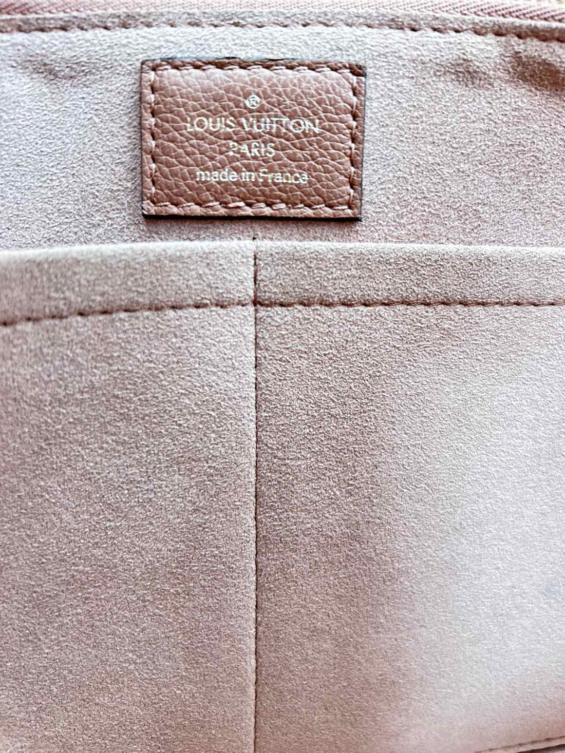 Louis Vuitton Kimono MM Mauve & Monogram Coated Canvas & Leather LUXURY