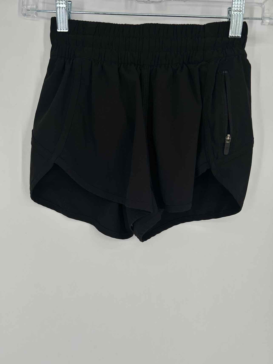 Lululemon Size 2 Black Active Shorts