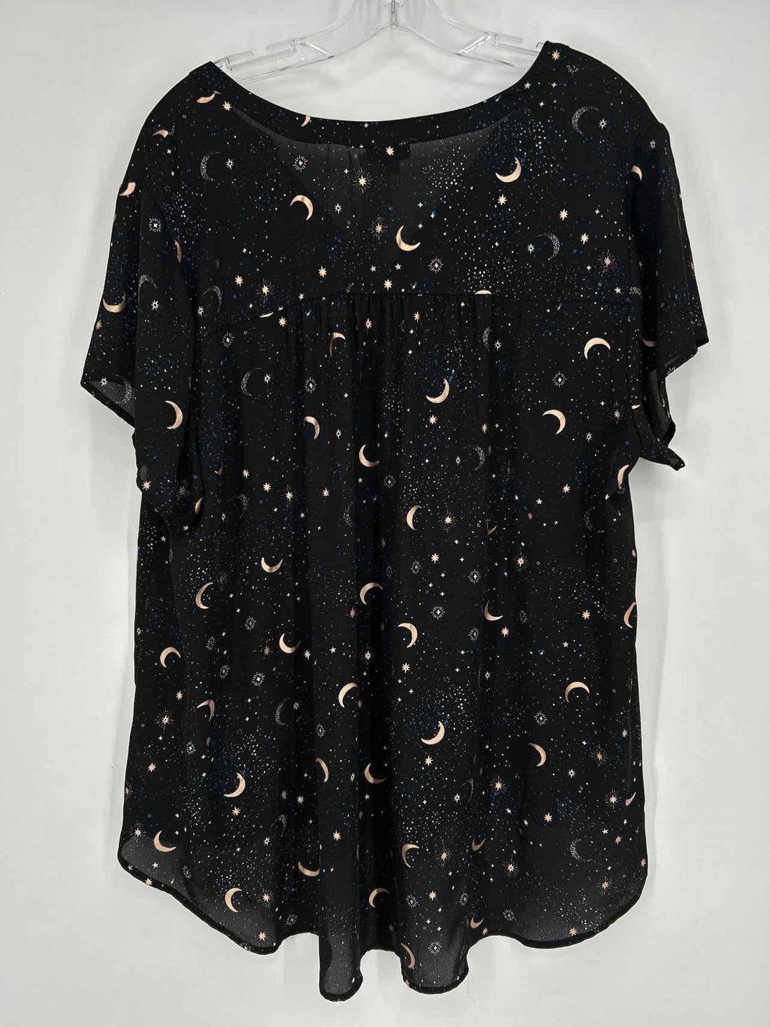 Torrid Size 2X Black Star Print Short Sleeve Top/Blouse
