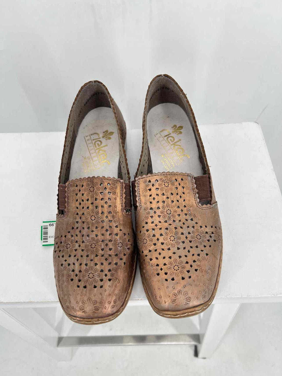 Rieker Women Size 39 Bronze Flats