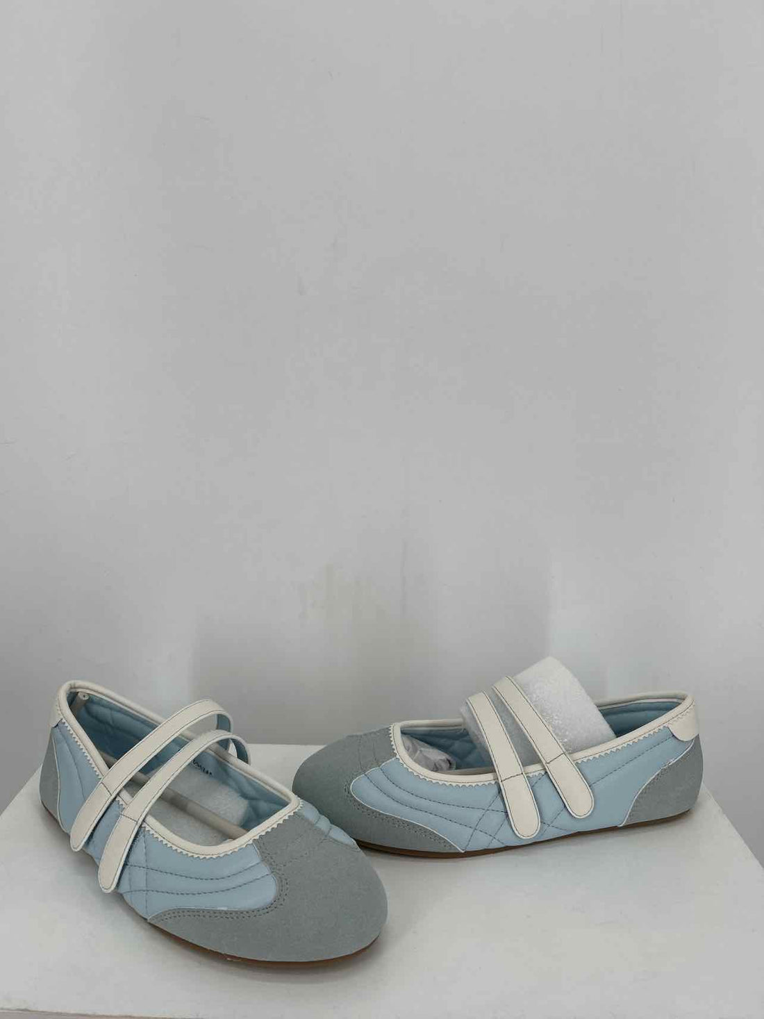 Shu Shop Women Size 6 Light Blue New Flats