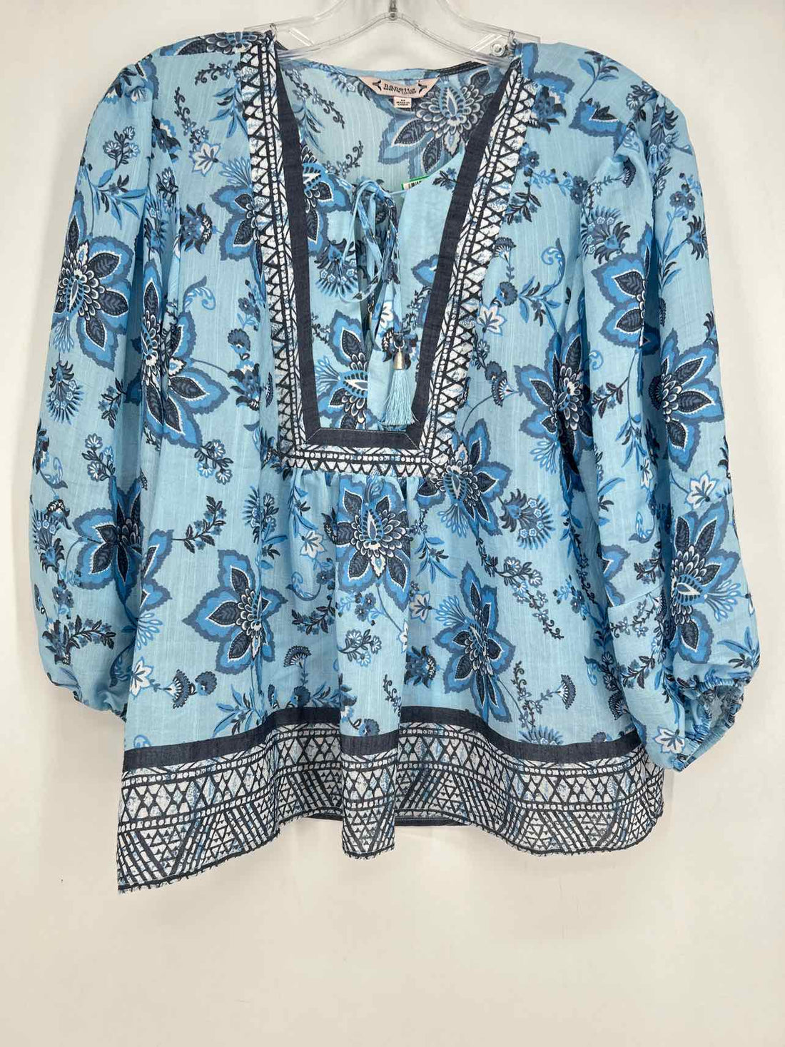 Nanette Lepore Size M Light Blue Floral Long Sleeve