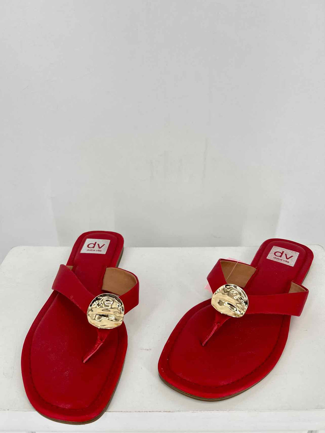 DV Women Size 8.5 Red & Gold Sandals