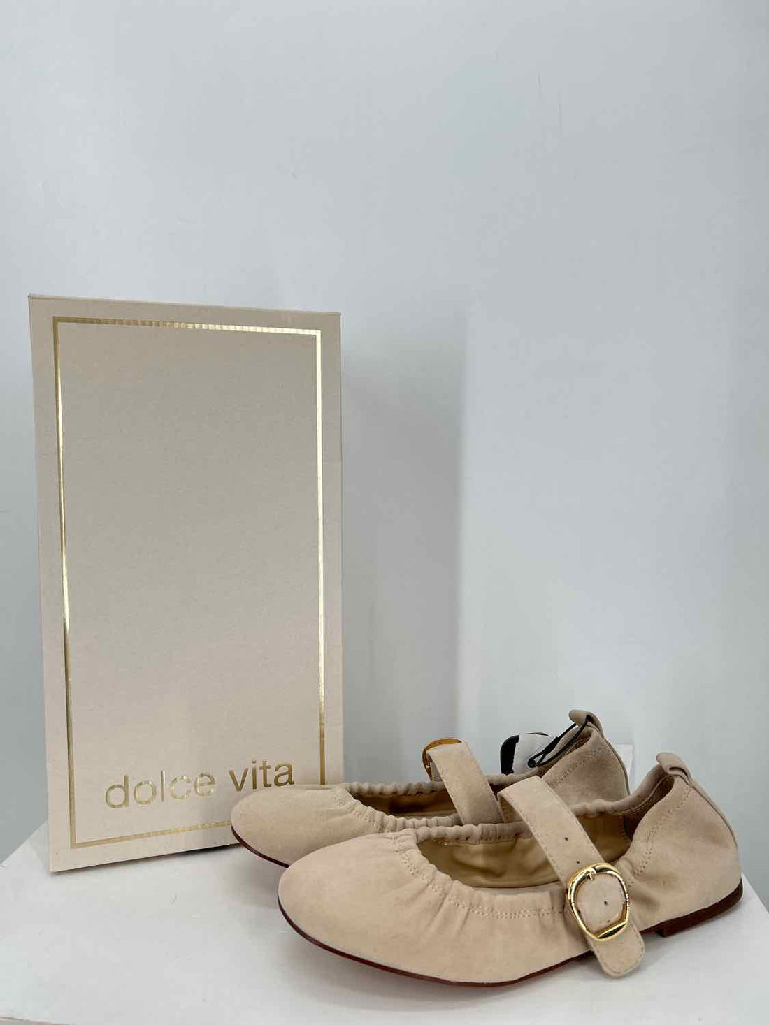 Dolce Vita Women Size 6.5 Beige New Suede Boutique Shoes