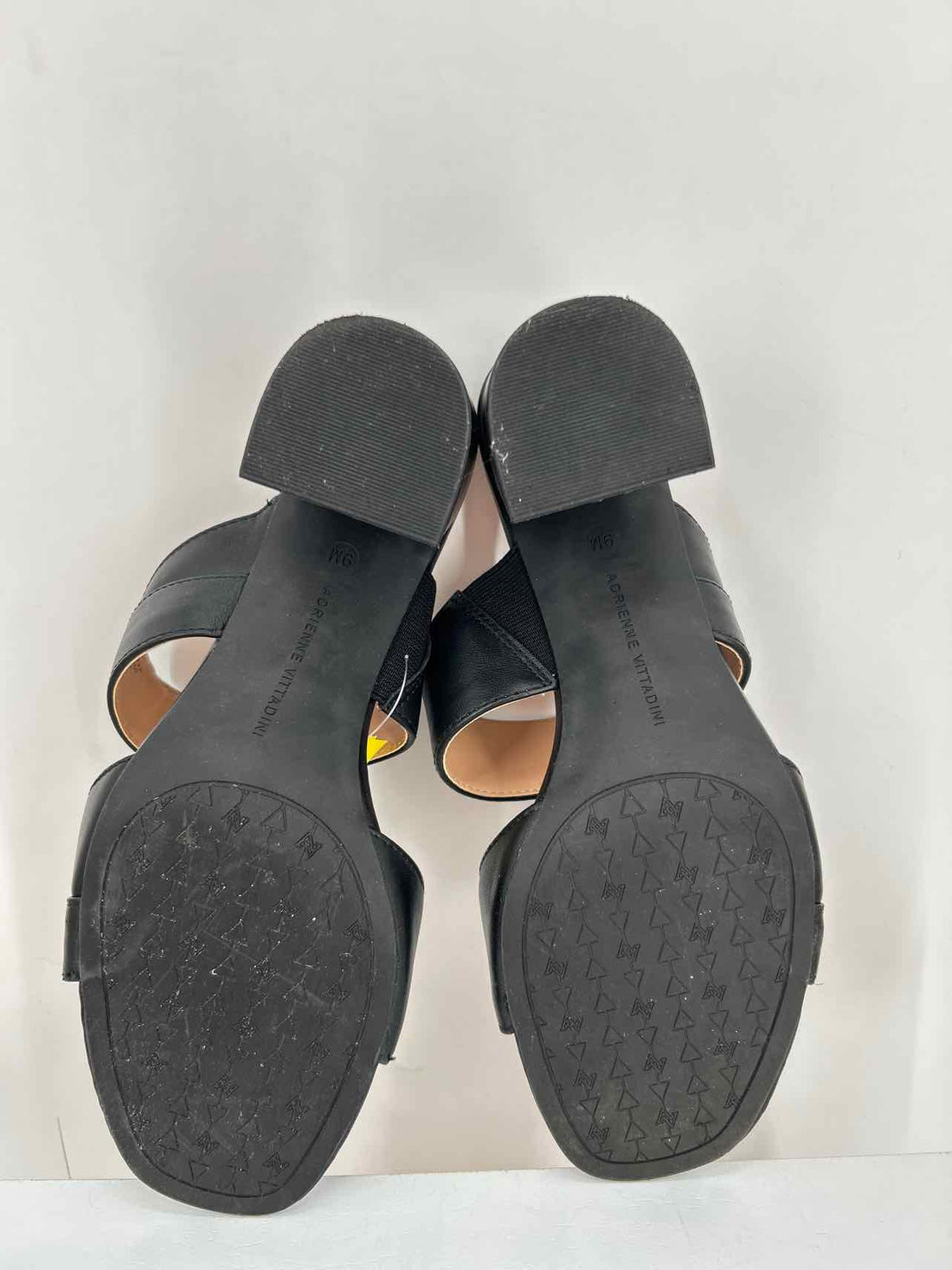 Adrienne Vittadini Women Size 9 Black Genuine Leather Heels