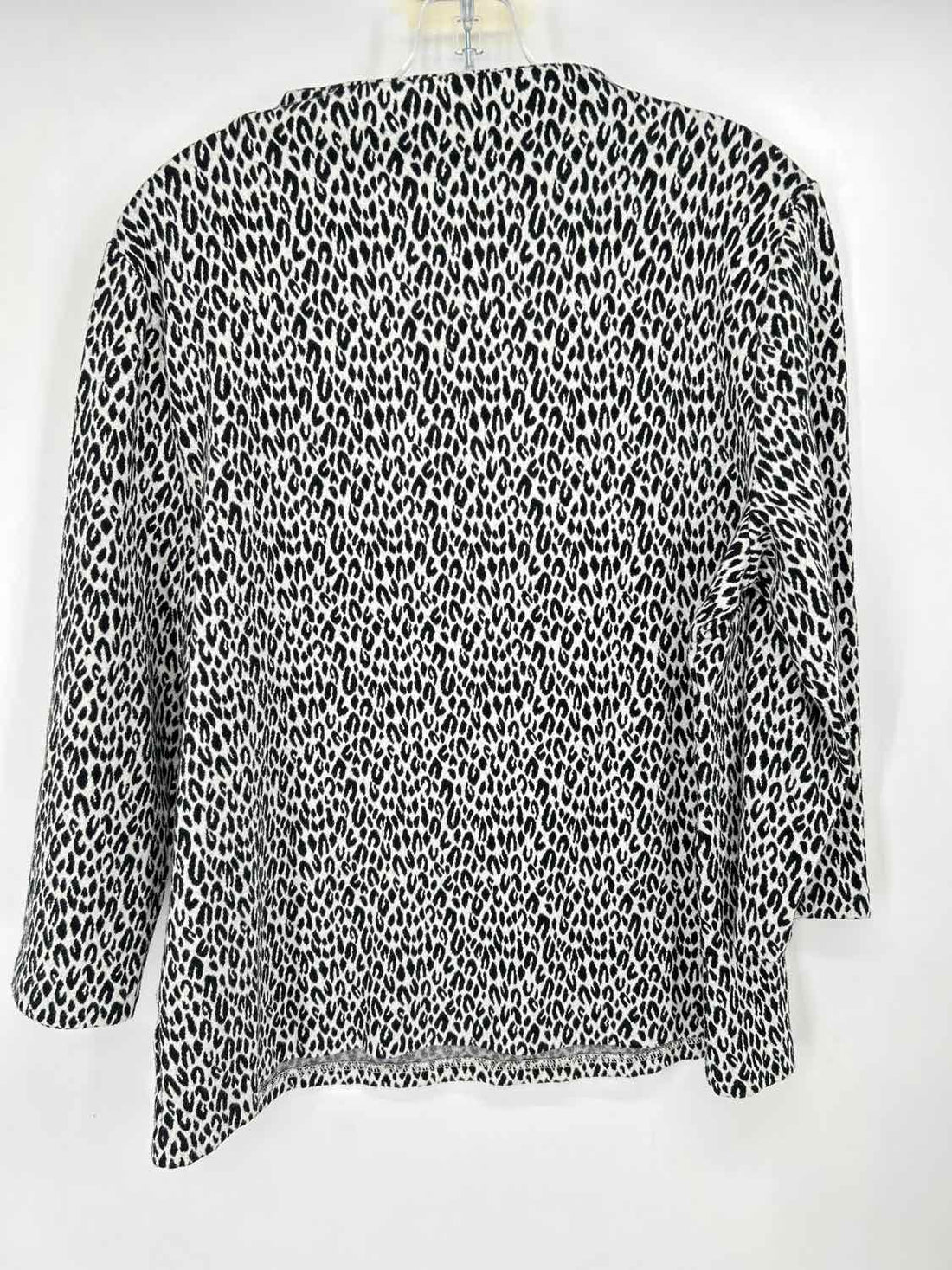 Talbots Size XLP White Leopard Sweater