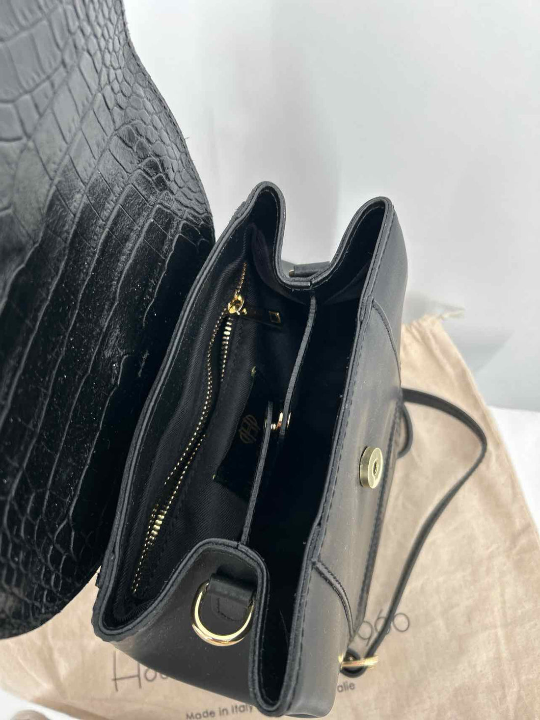 House of Harlow 1960 Black Leather Pre Owned Backpack