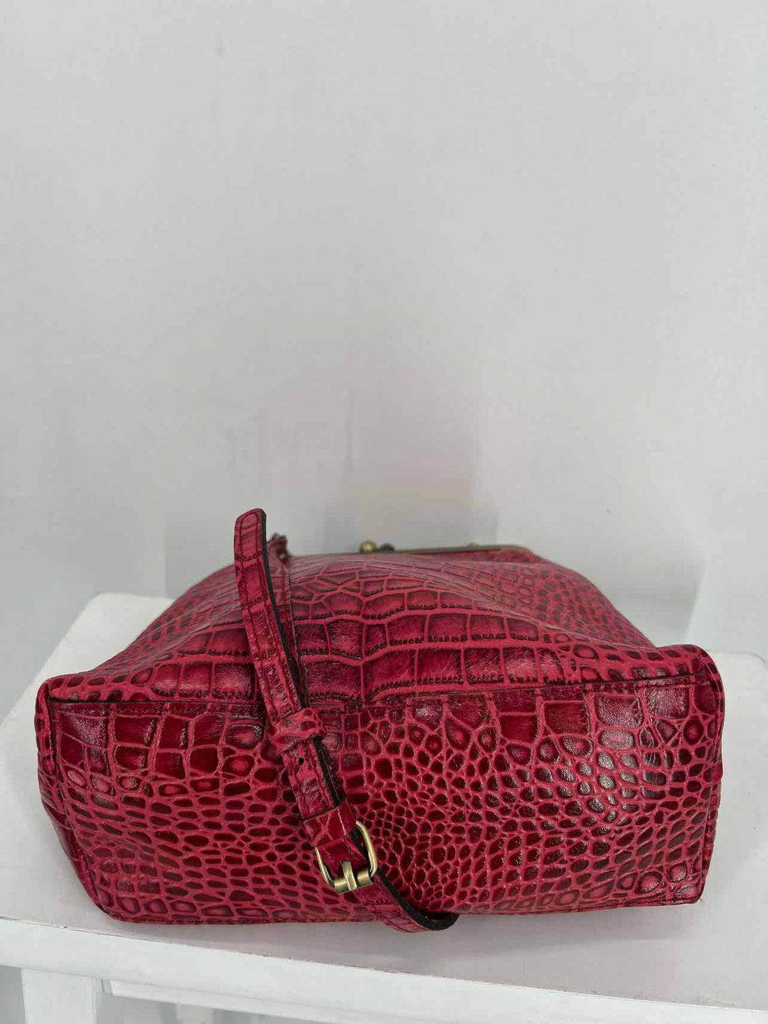 Patricia Nash Red Croc Embossed Leather Excellent Condition Crossbody