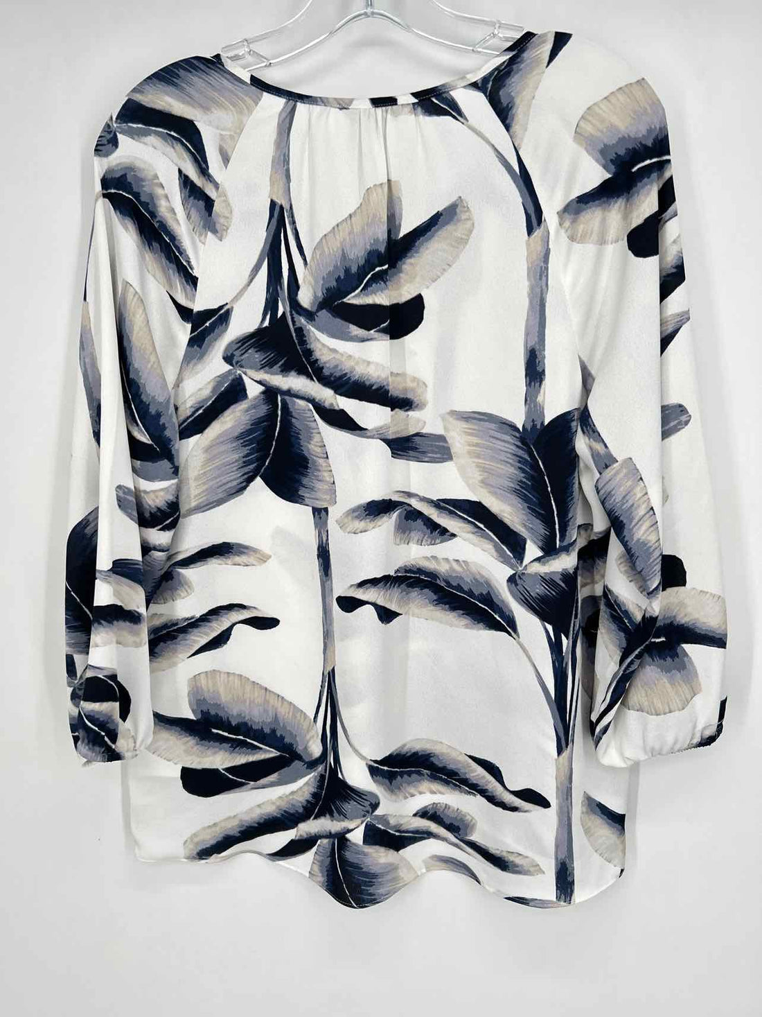 Nic+Zoe Size M White & Navy Print Long Sleeve