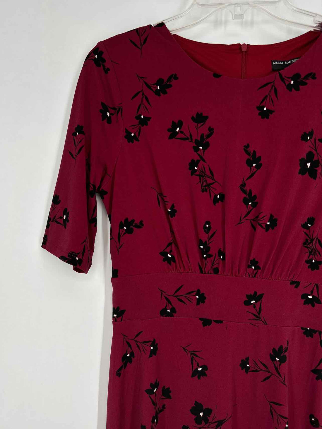 Maggy London Size 4 Burgandy & Black Floral Short Sleeve Dress