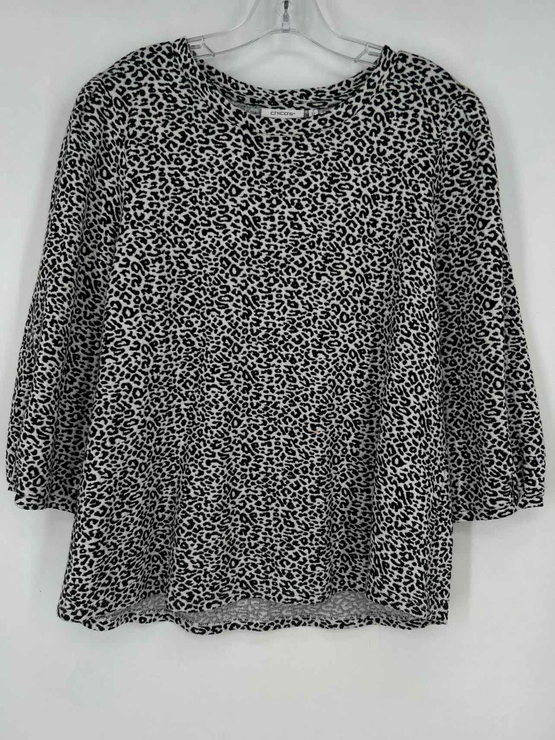Chicos Size 3 (XL) White & Black Leopard Long Sleeve