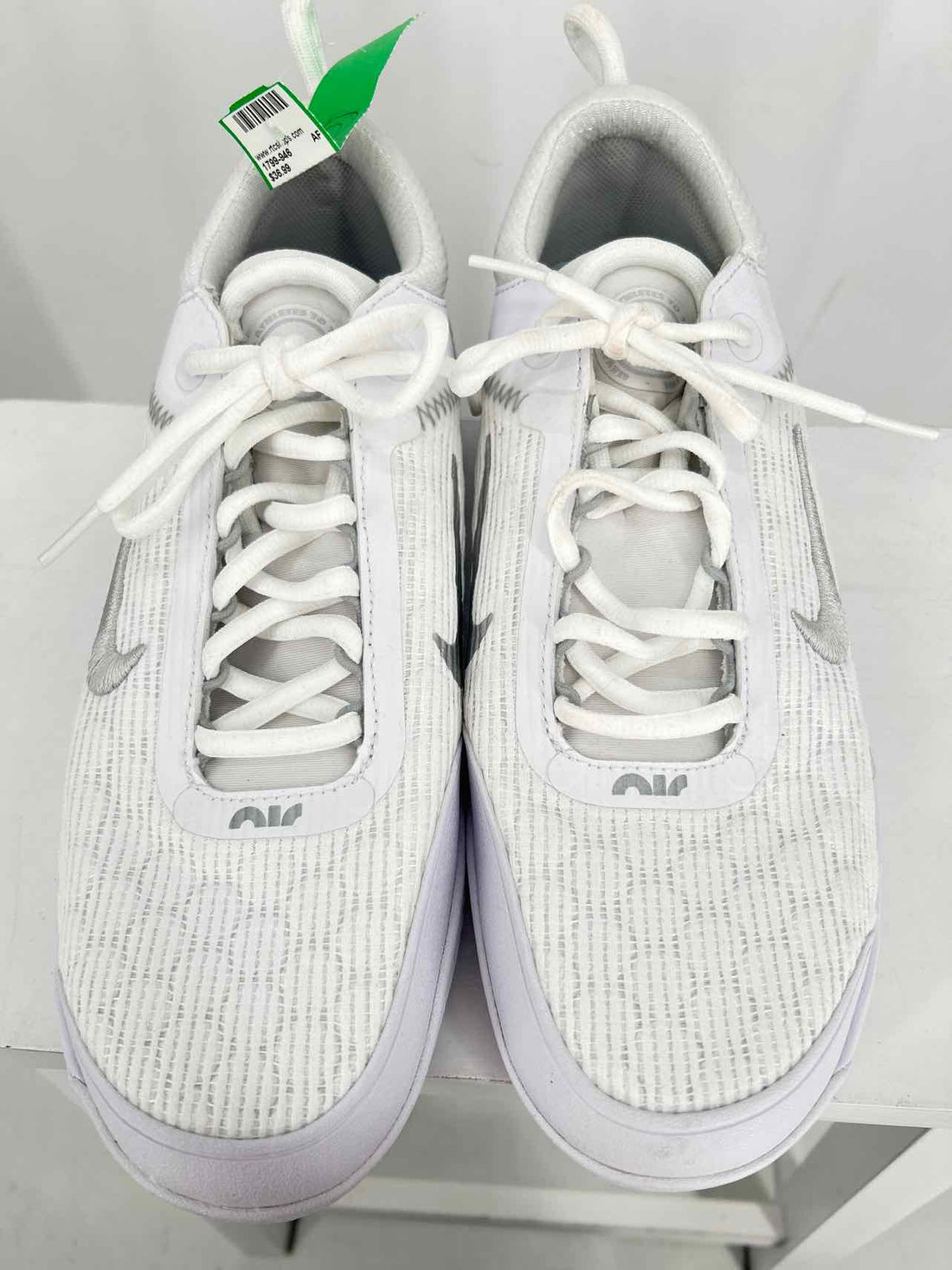 Nike Women Size 11 White Sneakers