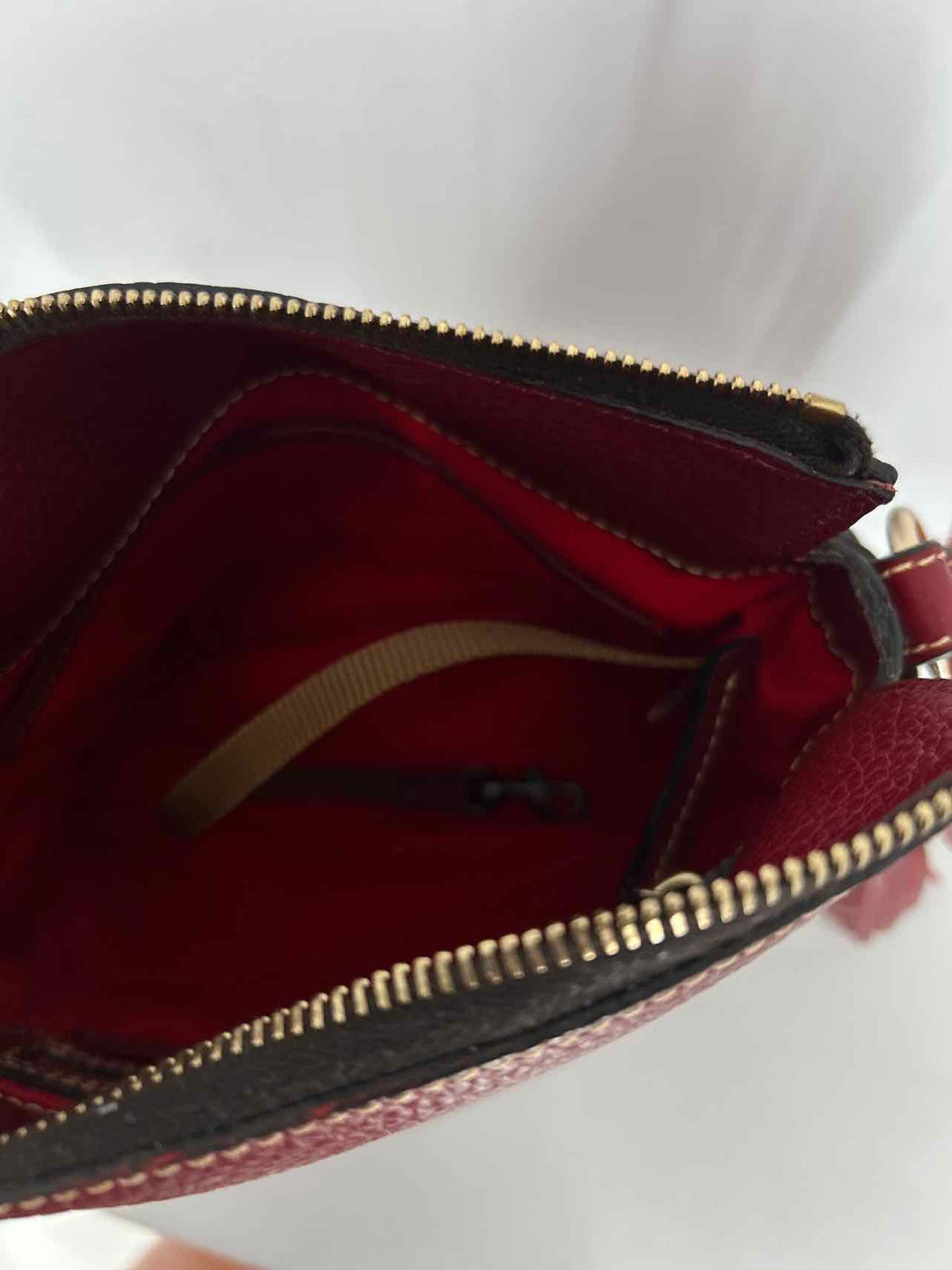 Dooney & Bourke Dark Red Pebbled Leather Pre Owned Shoulder
