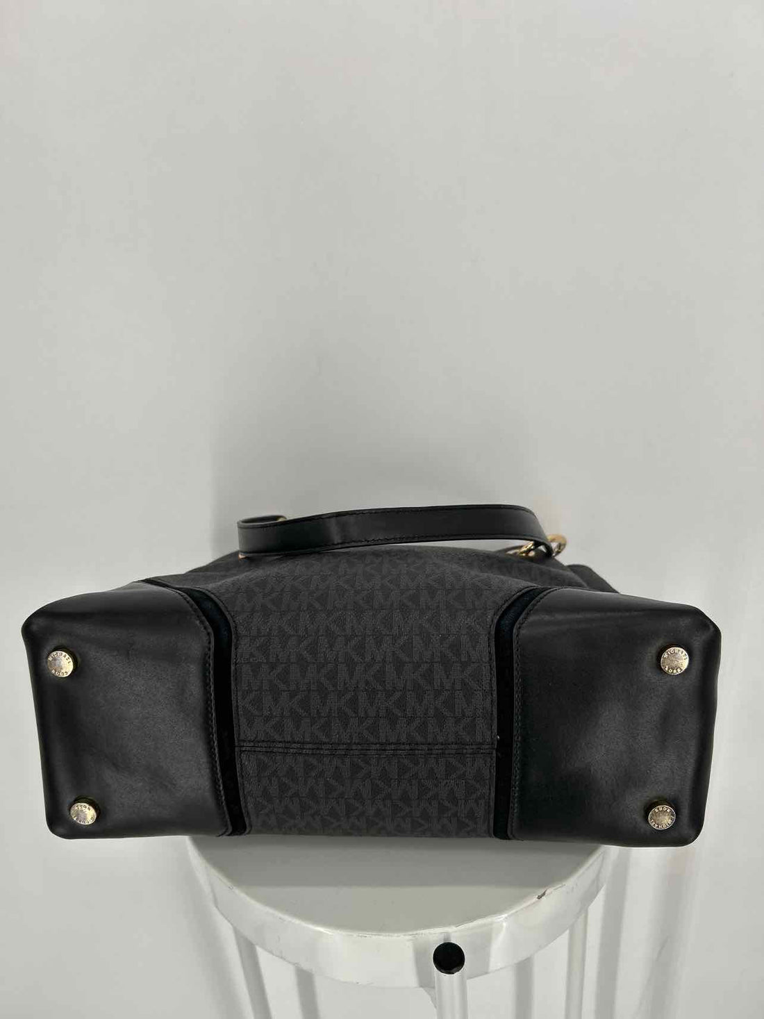 Michael Kors Nicole Black Signature Purse