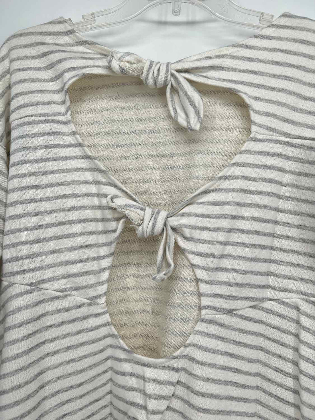 Jolie Size S White & Gray Striped Sweater