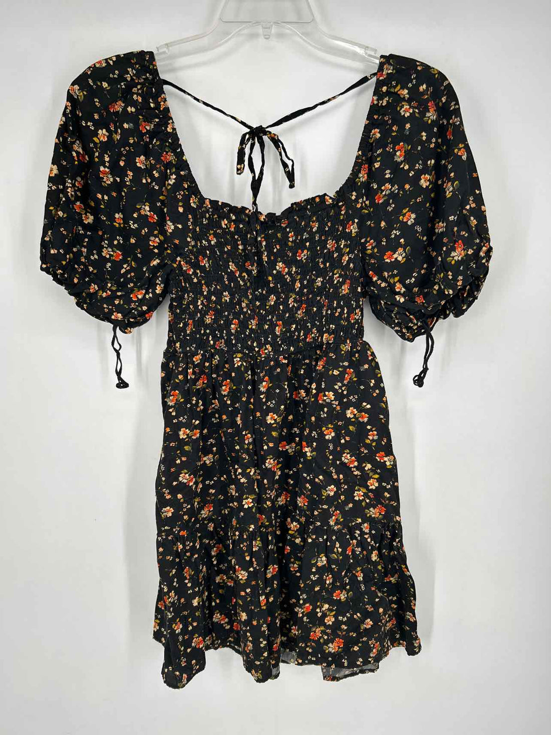Gap Size M Black Floral Short Sleeve Dress