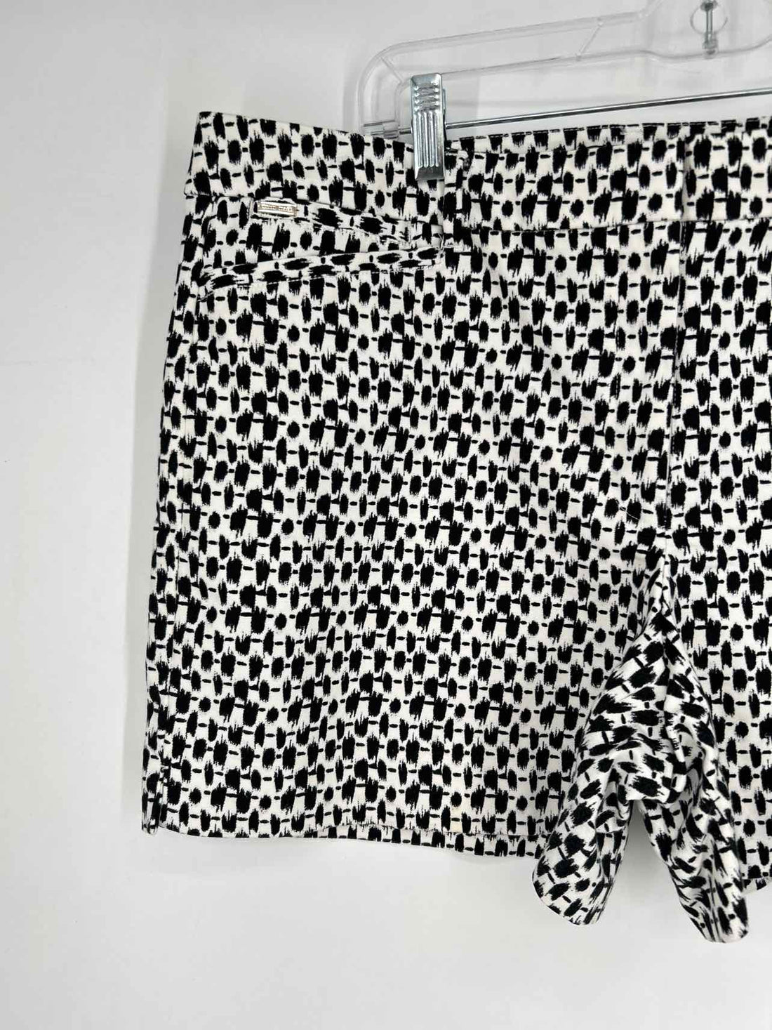 White House Black Market Size 14 White & Black Shorts