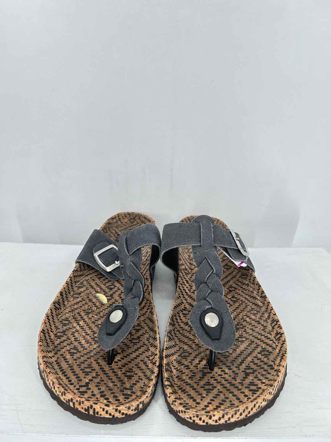 Muk Luks Women Size 38 Gray Sandals