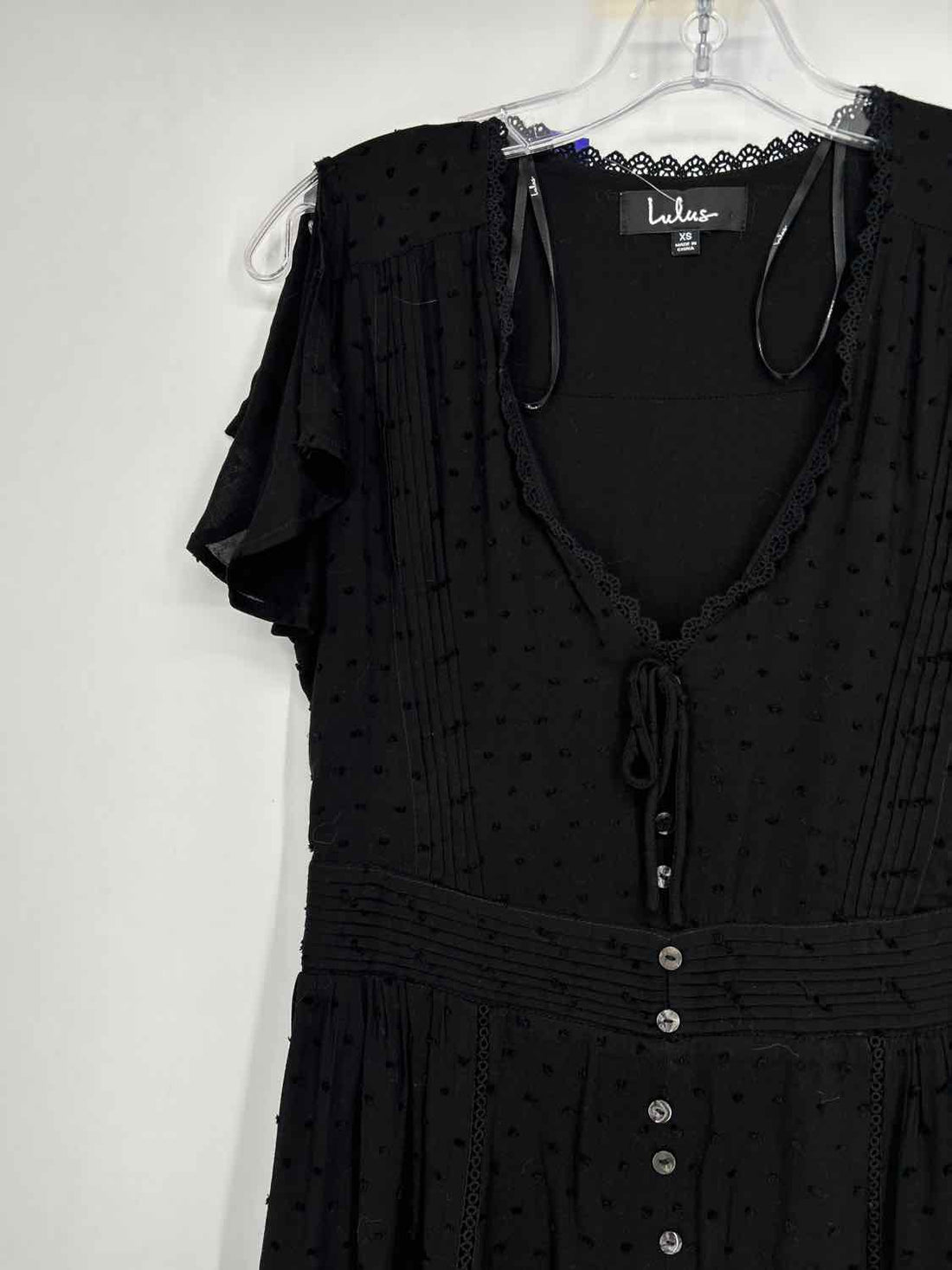 Lulus Size XS Black Swiss Dot Sleeveless Dress