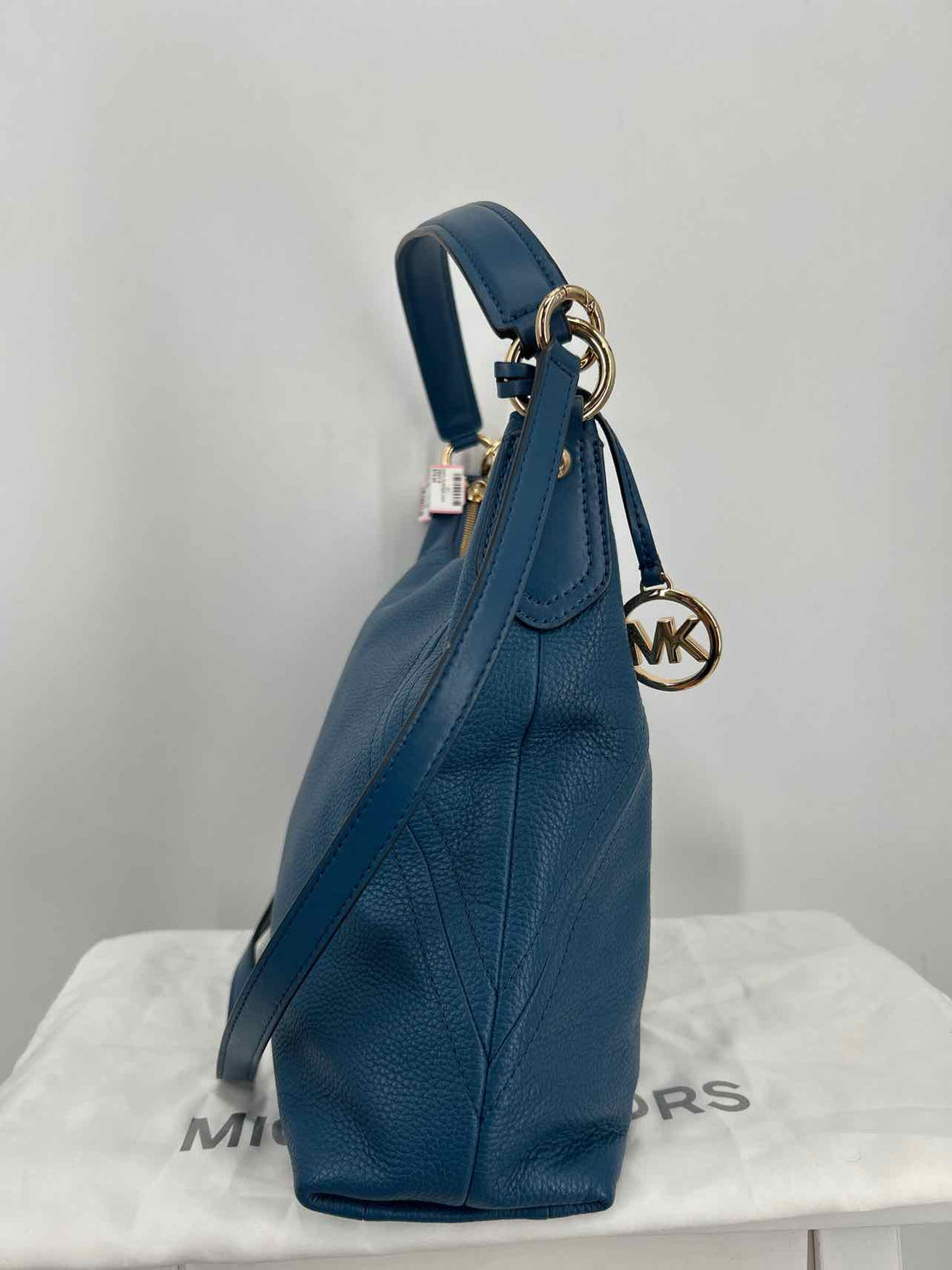 Michael Kors Blue Pebbled Leather Excellent Condition Hobo