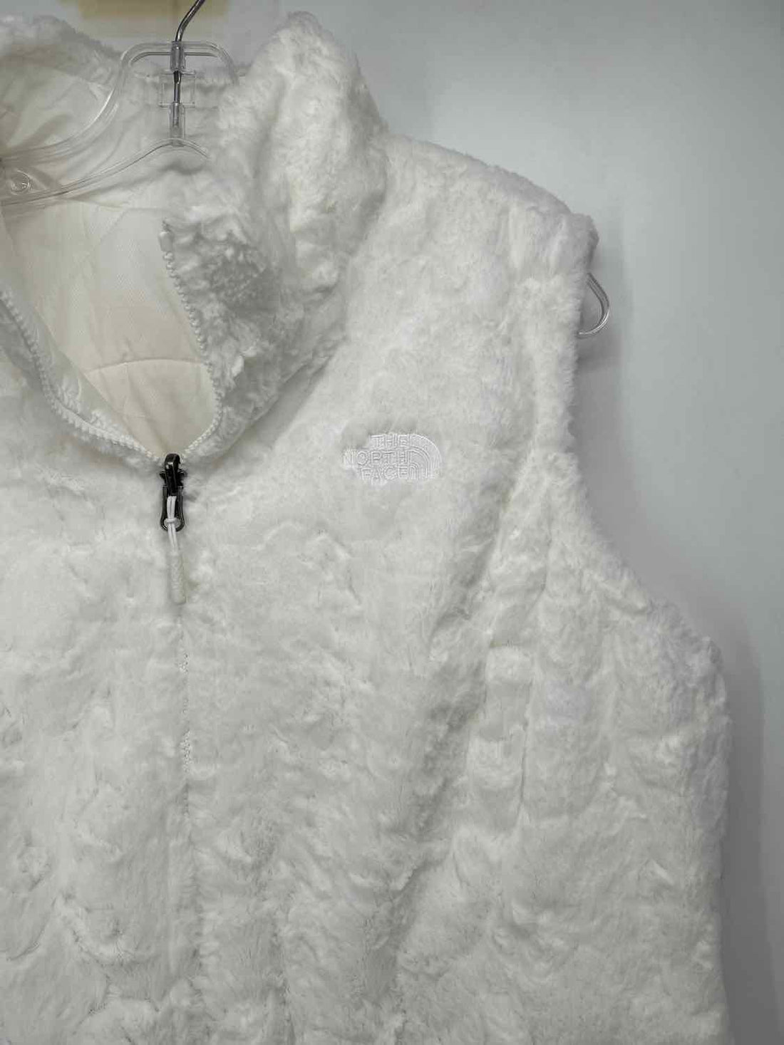 The North Face Size L White Reversible Vest