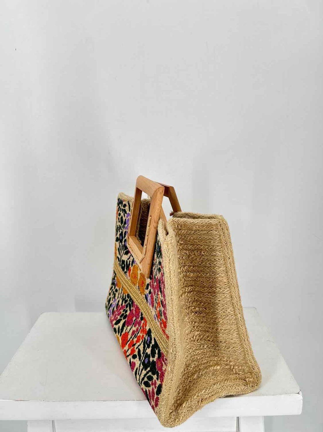 Antik Kraft Cream Floral Jute Blend Pre Owned Purse