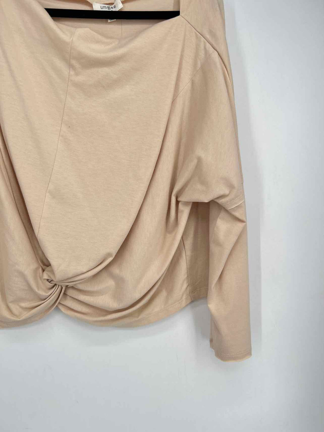 Umgee Size M Cream Long Sleeve